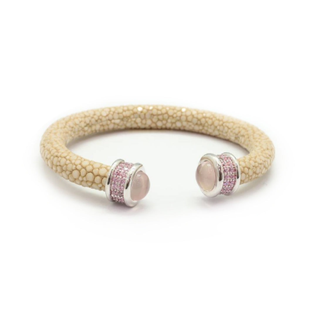 Round stingray bracelet size 5 mm. Plated brass parts