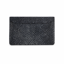 Load image into Gallery viewer, PLINN Genuine Stingray Leather Card Holder
