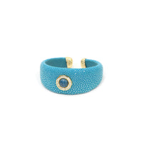 Load image into Gallery viewer, Stingray bracelet, flat shape, real stone. Bezel CZ
