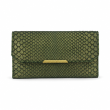 Load image into Gallery viewer, HB0933-25  LONG WALLET PYTHON SKIN (Pre-Order 10-14 Days)
